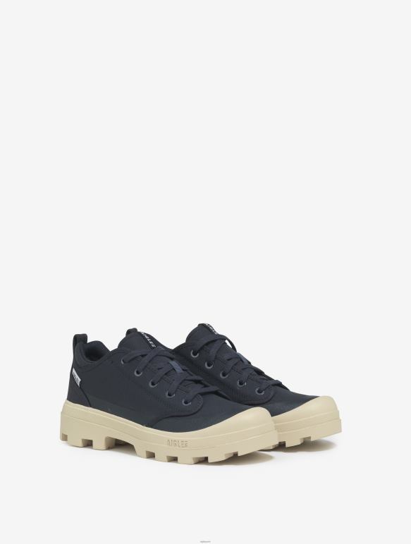 Hommes Marin Aigle la version basse de l'emblématique chaussure de marche en polyester recyclé chaussures 2F486347