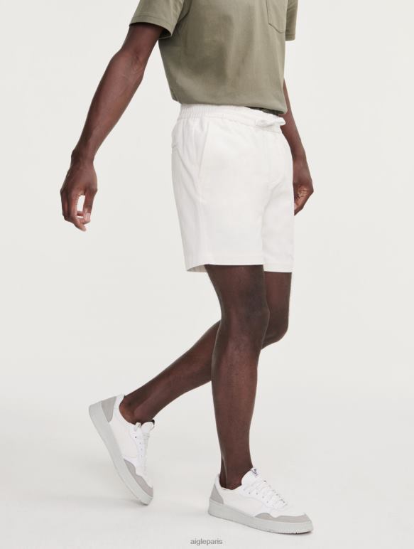 Hommes lait Aigle short en velours côtelé vêtements 2F48611
